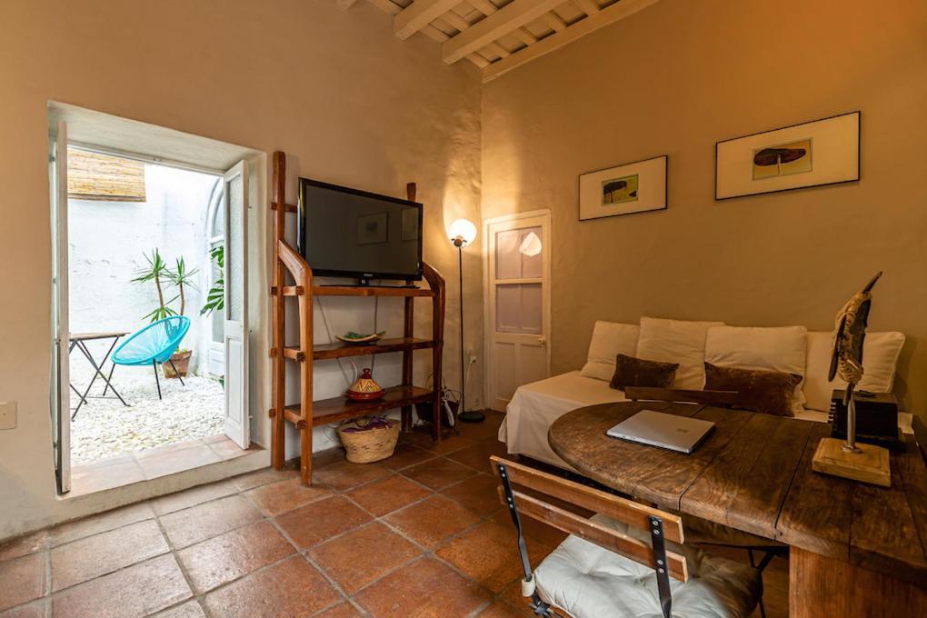 Azogue suites con patio privado Tarifa Exterior foto